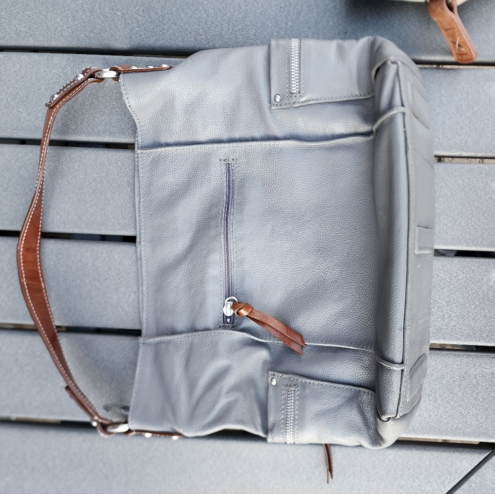 2 leather handbags The Sak and Nino Bossi